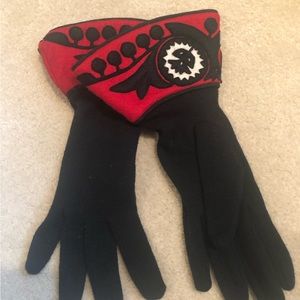 Handmade Lanya Gloves.